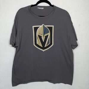 Las Vegas Golden Knights Men NHL Logo Hockey T-shirt Measures size XL  Gray